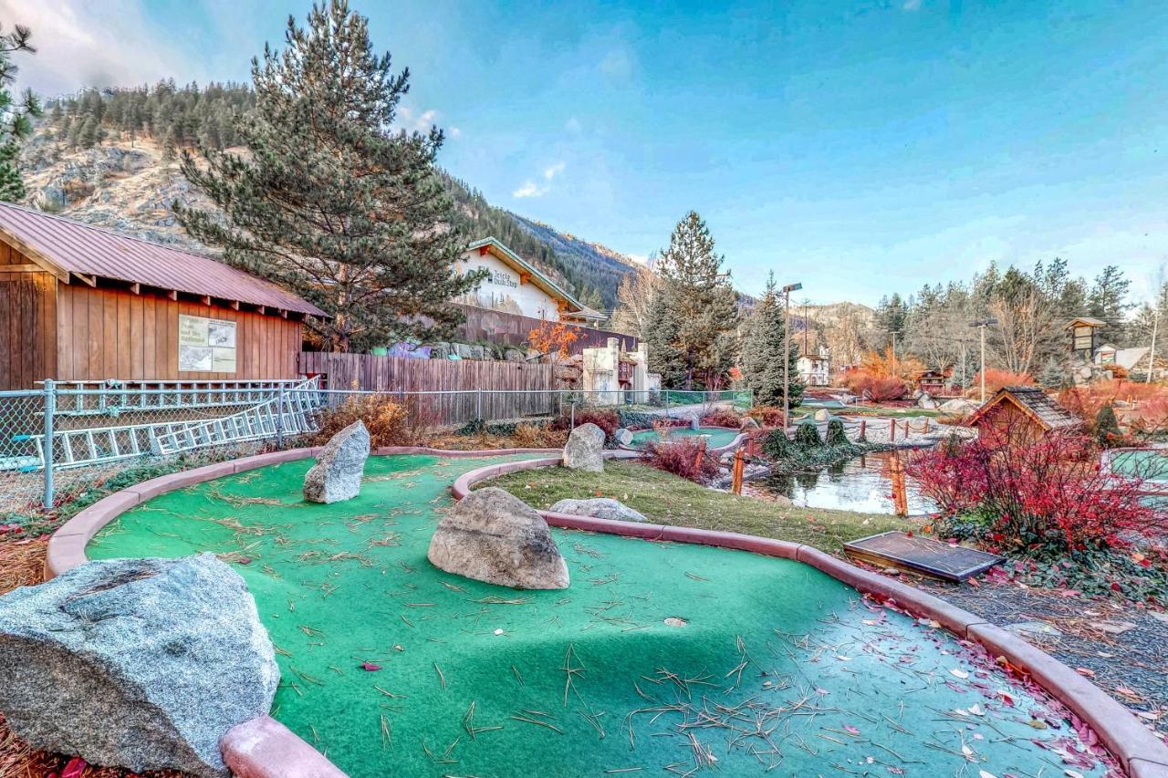 Icicle Village Resort 402: Juniper Studio Leavenworth Ngoại thất bức ảnh